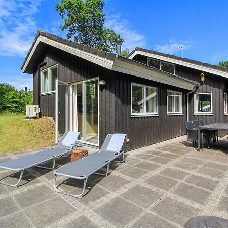 Ernestina - 500m From The Sea By Interhome * Glesborg